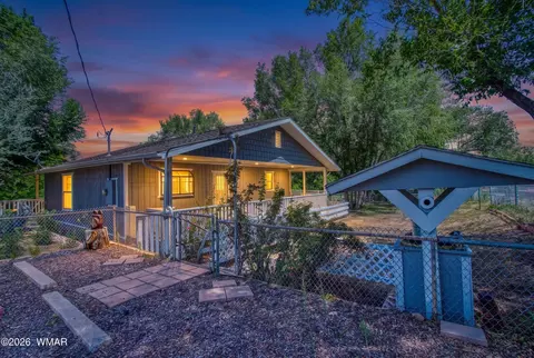 Exterior - 26 S 500 East St, Taylor, AZ 85939 photo 1 of 9