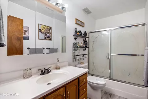 Bath - 2819 Pine Hill Dr, Heber, AZ 85928 photo 2 of 2