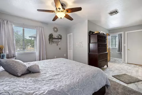 Bedroom - 2819 Pine Hill Dr, Heber, AZ 85928 photo 2 of 4