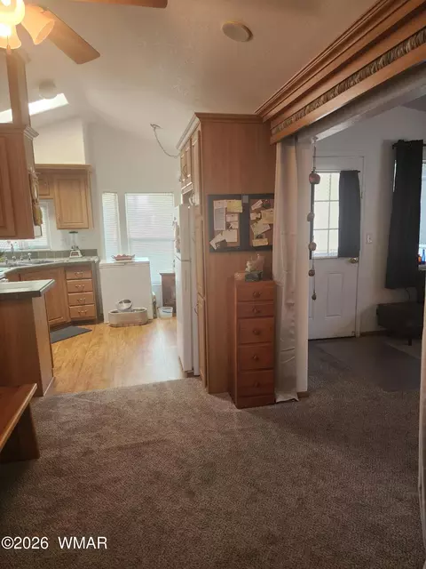 2705 Rustlers Roost Rd, Overgaard, AZ 85933 photo 3