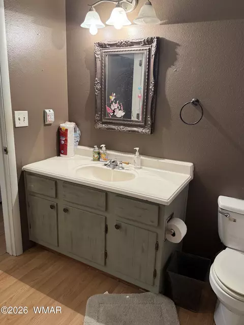 Bath - 155 W 4th Ave, Eagar, AZ 85925 photo 1 of 1