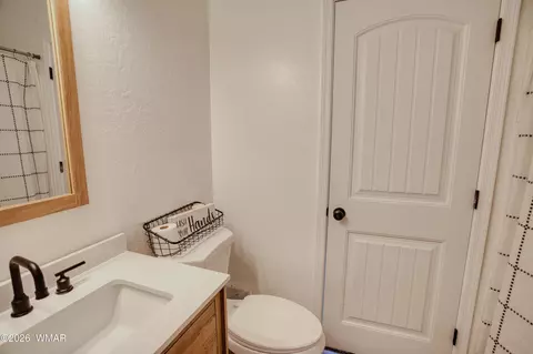 Bath - 545 W 7th St, Snowflake, AZ 85937 photo 2 of 3
