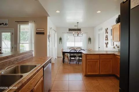 Kitchen - 545 W 7th St, Snowflake, AZ 85937 photo 3 of 3