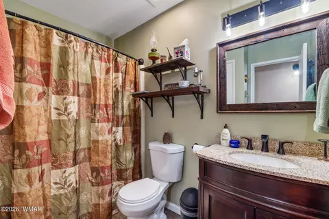 Bath - 280 E 4th Ave, Eagar, AZ 85925 photo 2 of 2