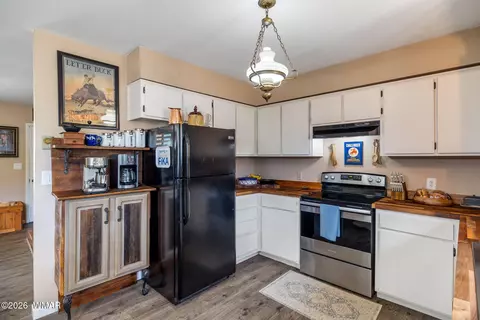 Kitchen - 280 E 4th Ave, Eagar, AZ 85925 photo 2 of 2