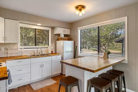 Kitchen - 87 Main St #2, Greer, AZ 85927 photo 1 of 3