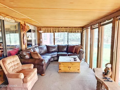 2839 Whispering Winds Dr, Overgaard, AZ 85933 photo 4