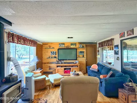 2839 Whispering Winds Dr, Overgaard, AZ 85933 photo 6