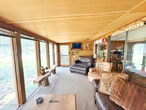2839 Whispering Winds Dr, Overgaard, AZ 85933 photo 5