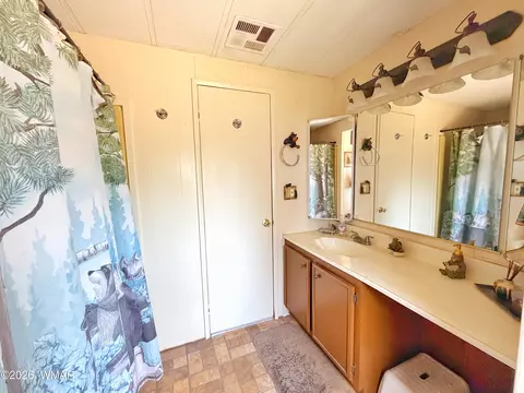 2839 Whispering Winds Dr, Overgaard, AZ 85933 photo 14