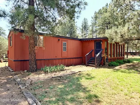 2839 Whispering Winds Dr, Overgaard, AZ 85933 photo 2
