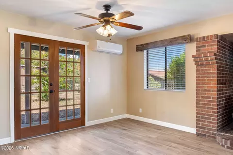 Living - 1344 S Pine St, Eagar, AZ 85925 photo 3 of 5