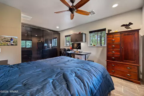 Bedroom - 2970 Pine Rim Rd, Overgaard, AZ 85933 photo 2 of 2