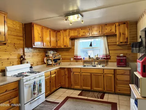 901 N Prairie Ave, Winslow, AZ 86047