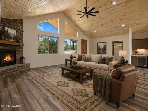 Living - 2747 Apollo Cir, Overgaard, AZ 85933 photo 4 of 6