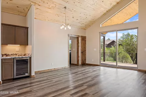 Living - 2747 Apollo Cir, Overgaard, AZ 85933 photo 2 of 6