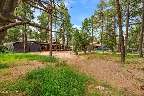 Exterior - 2144 Indian Trl, Overgaard, AZ 85933 photo 3 of 8