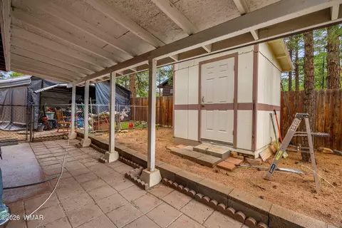 Exterior - 2144 Indian Trl, Overgaard, AZ 85933 photo 6 of 8