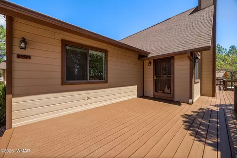 Exterior - 2244 Double Bogey Way, Overgaard, AZ 85933 photo 3 of 8