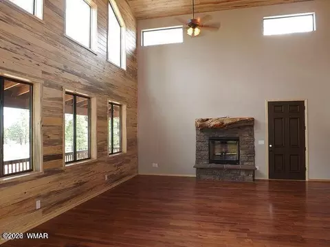 Living - 3327 Sawmill Ridge Loop, Heber, AZ 85928 photo 2 of 3