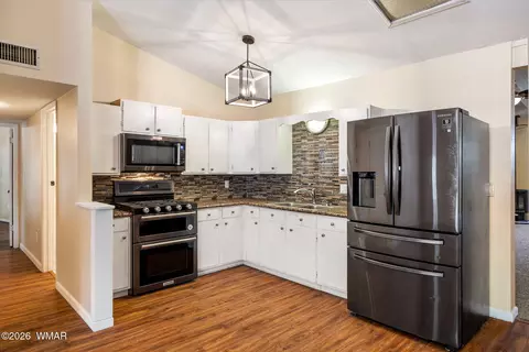 Kitchen - 2229 Chevelon Rd, Overgaard, AZ 85933 photo 1 of 2
