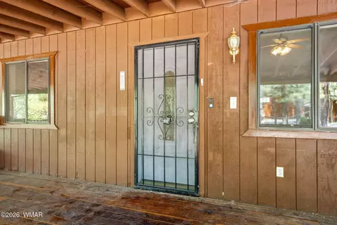 Exterior - 2229 Chevelon Rd, Overgaard, AZ 85933 photo 5 of 8