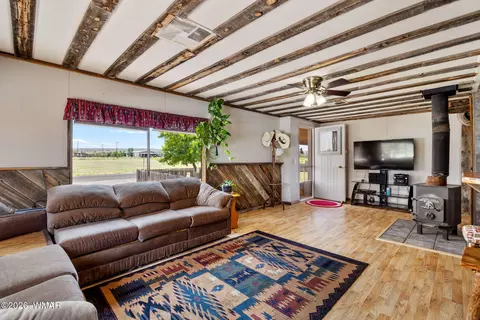 Living - 455 S Tumbling T Dr, Springerville, AZ 85938 photo 2 of 2