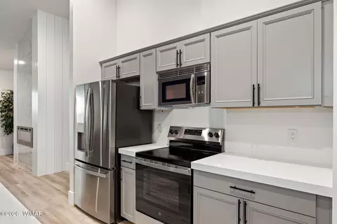 Kitchen - 433 W 4th Ave, Eagar, AZ 85925 photo 4 of 4
