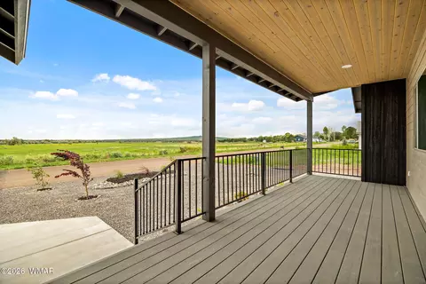 Exterior - 433 W 4th Ave, Eagar, AZ 85925 photo 5 of 9