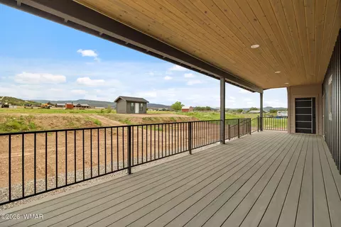 Exterior - 433 W 4th Ave, Eagar, AZ 85925 photo 7 of 9