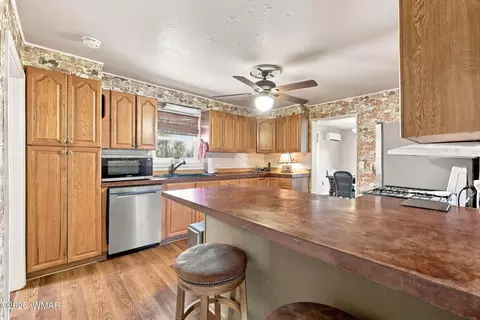 Kitchen - 3 County Road 3146, Vernon, AZ 85940 photo 4 of 5