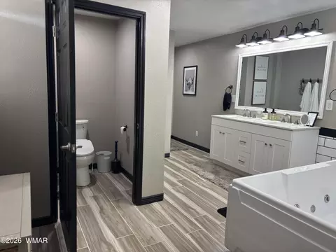 Bath - 1099 S Kellis Blvd, Snowflake, AZ 85937 photo 7 of 12