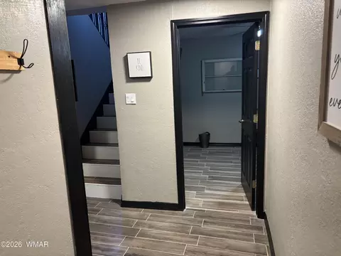 Entry Way - 1099 S Kellis Blvd, Snowflake, AZ 85937 photo 6 of 9