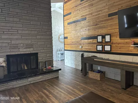 Living - 1099 S Kellis Blvd, Snowflake, AZ 85937 photo 2 of 2