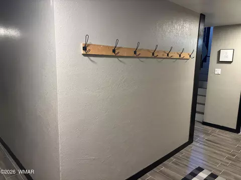 Entry Way - 1099 S Kellis Blvd, Snowflake, AZ 85937 photo 7 of 9