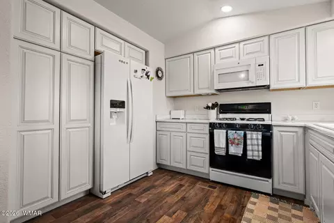 Kitchen - 149 3000, Concho, AZ 85924 photo 3 of 5