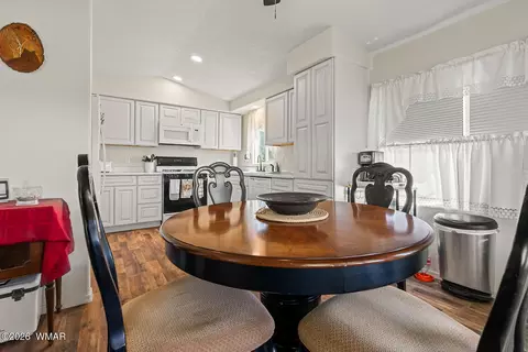 Dining - 149 3000, Concho, AZ 85924 photo 1 of 4