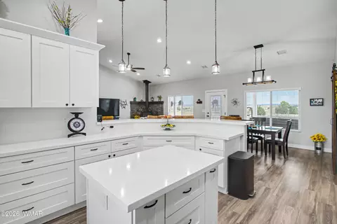 Kitchen - 4331 W Rencher Rd, Snowflake, AZ 85937 photo 5 of 5