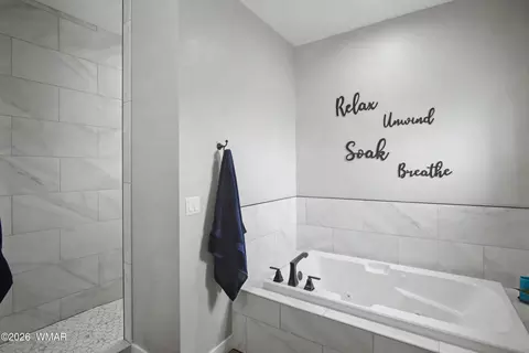 Bath - 4331 W Rencher Rd, Snowflake, AZ 85937 photo 1 of 4
