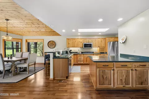 Kitchen - 4010 Sugar Pine Loop, Show Low, AZ 85901 photo 1 of 3