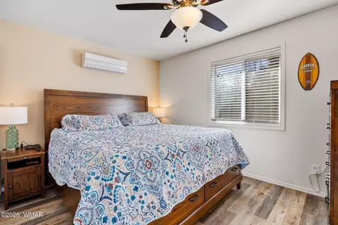 Bedroom - 3380 Turkey Run, Overgaard, AZ 85933 photo 1 of 3
