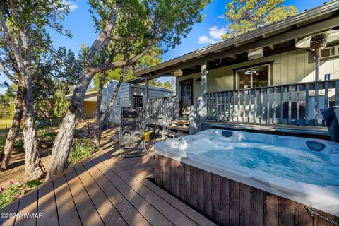 Exterior - 3380 Turkey Run, Overgaard, AZ 85933 photo 5 of 8
