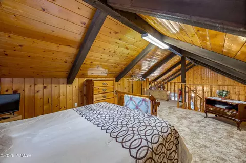 Bedroom - 2840 Pine Rim Rd, Overgaard, AZ 85933 photo 6 of 6