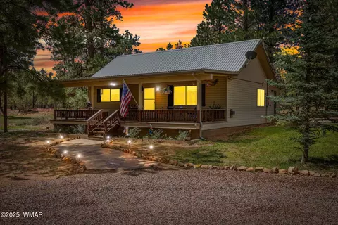 Exterior - 2840 Pine Rim Rd, Overgaard, AZ 85933 photo 5 of 14