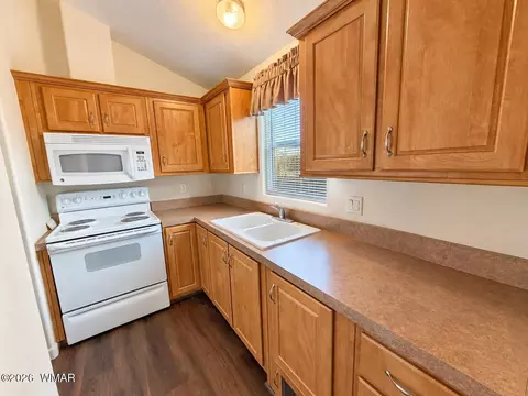 8207 Rainbow Loop, Show Low, AZ 85901 photo 4