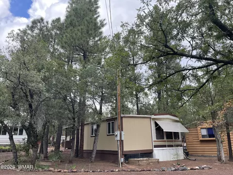 1930 Larson Apt 8 Rd, Lakeside, AZ 85929