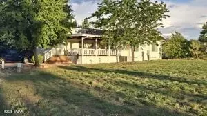 2247 Old Crooks Trl, Overgaard, AZ 85933