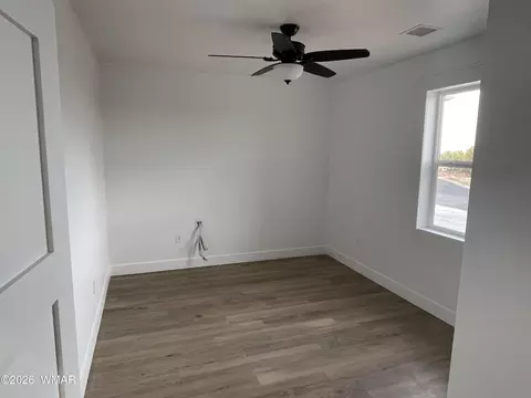 Bedroom - 2176 W Arrowhead Rd, Snowflake, AZ 85937 photo 2 of 4