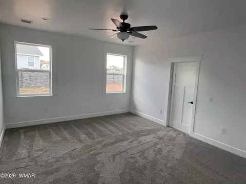 Bedroom - 2176 W Arrowhead Rd, Snowflake, AZ 85937 photo 3 of 4