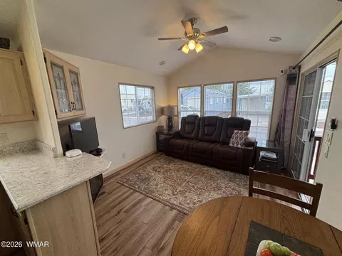 8247 Bogie Loop, Show Low, AZ 85901 photo 6